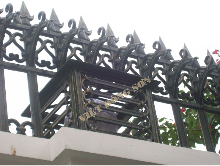 HÀNG RÀO HỢP KIM NHÔM F006