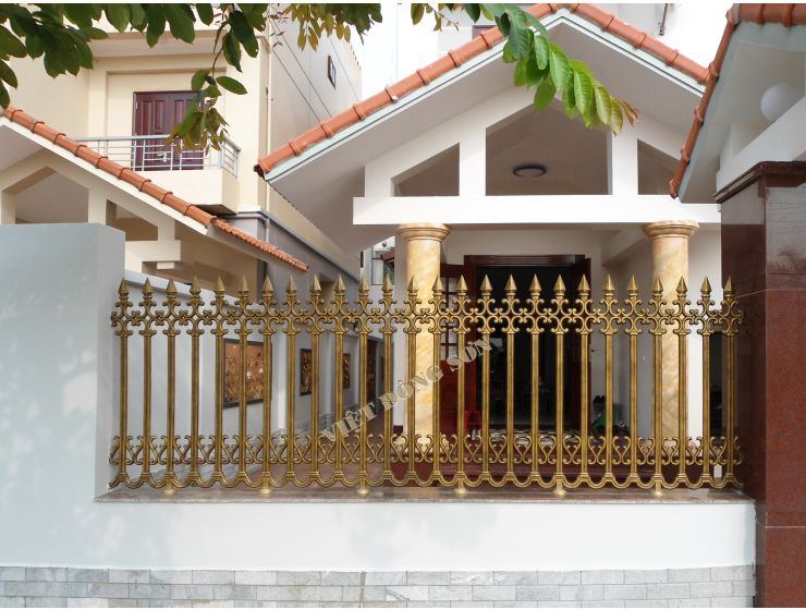 HÀNG RÀO HỢP KIM NHÔM F001
